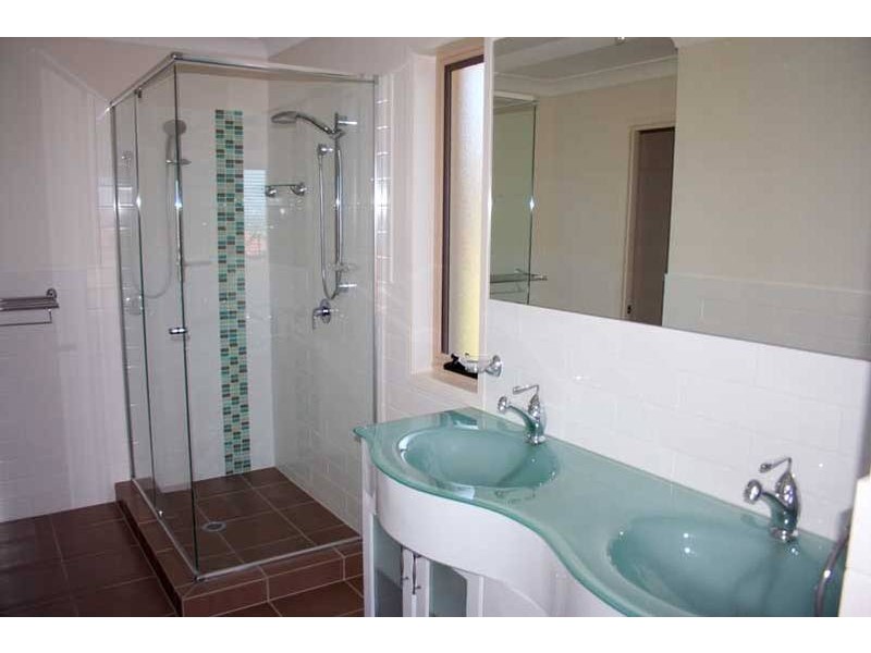 Highland Park QLD 4211