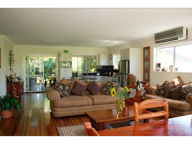 525 Ashmore Road, Ashmore QLD 4214