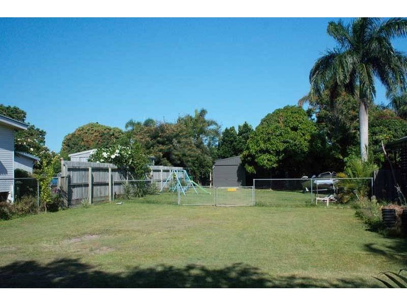 37 Harris Street, Labrador QLD 4215