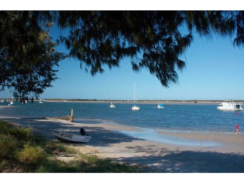 37 Harris Street, Labrador QLD 4215
