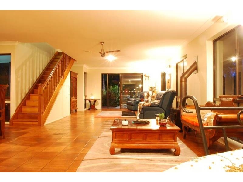 35 Arunta Drive, Mount Nathan QLD 4211