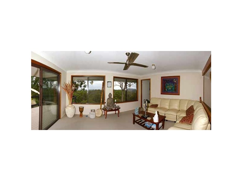 35 Arunta Drive, Mount Nathan QLD 4211