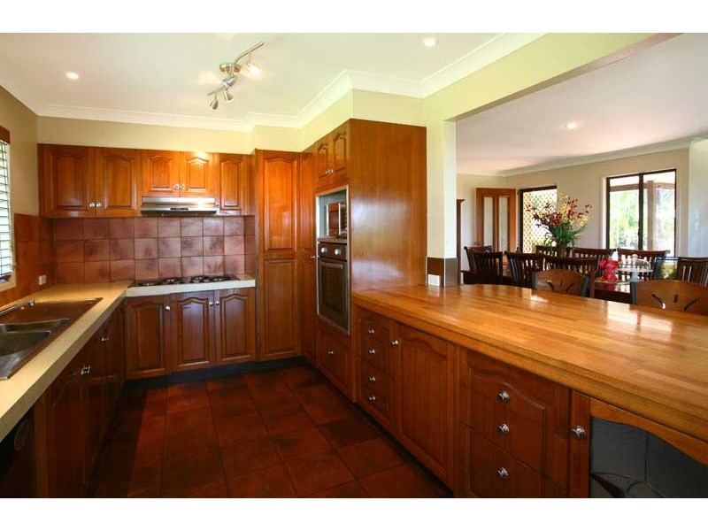 35 Arunta Drive, Mount Nathan QLD 4211