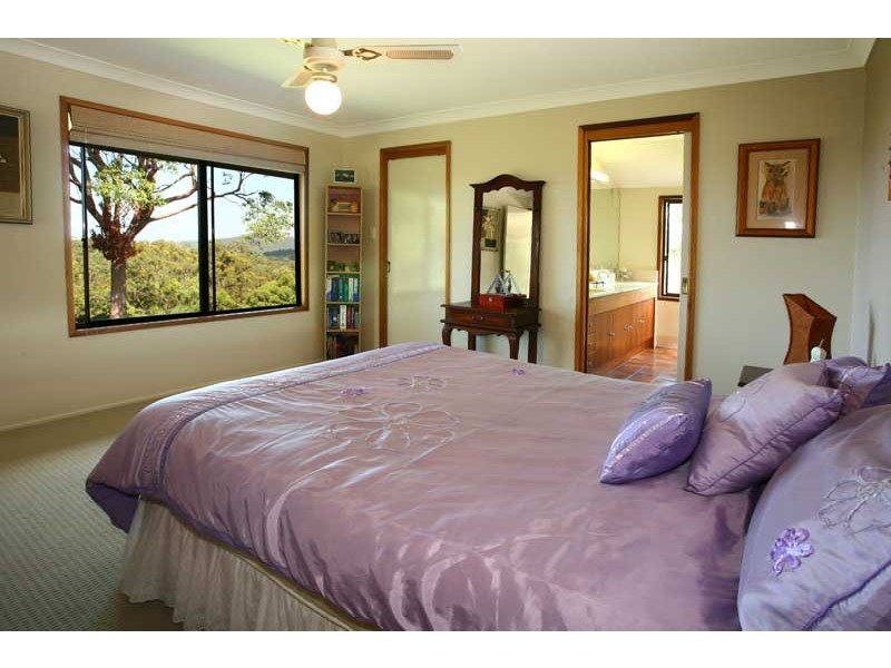 35 Arunta Drive, Mount Nathan QLD 4211
