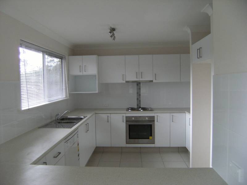 25 Patonga Street, Ashmore QLD 4214