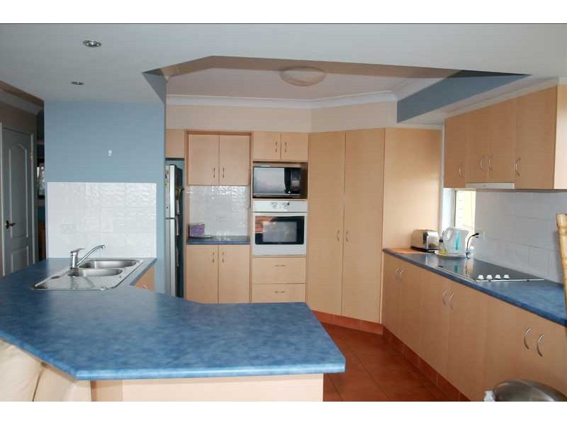 Highland Park QLD 4211
