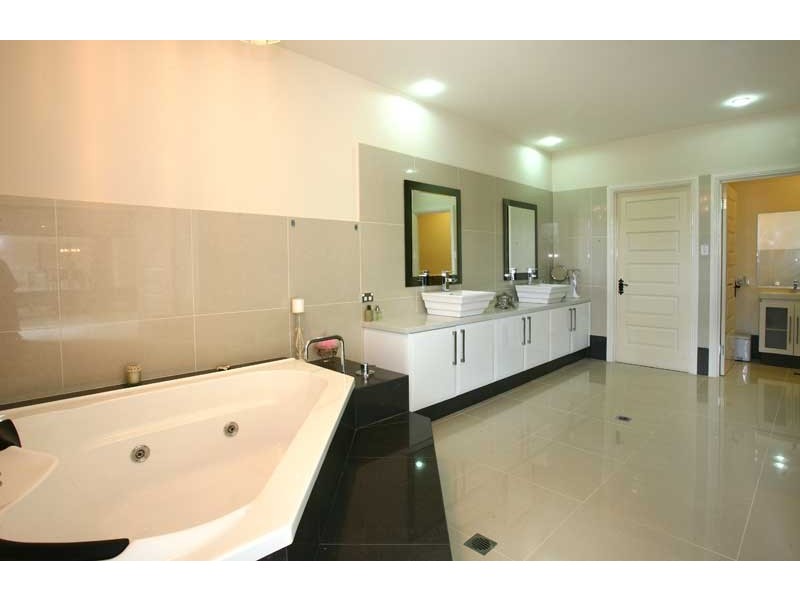 Maudsland QLD 4210