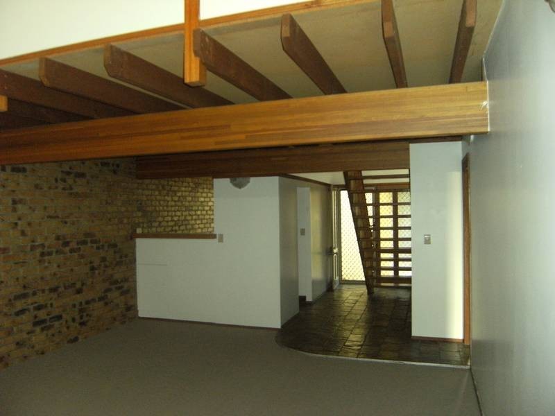 2/30 Warrener Street, Nerang QLD 4211