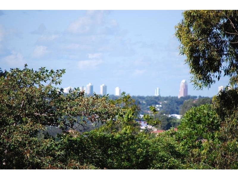Highland Park QLD 4211