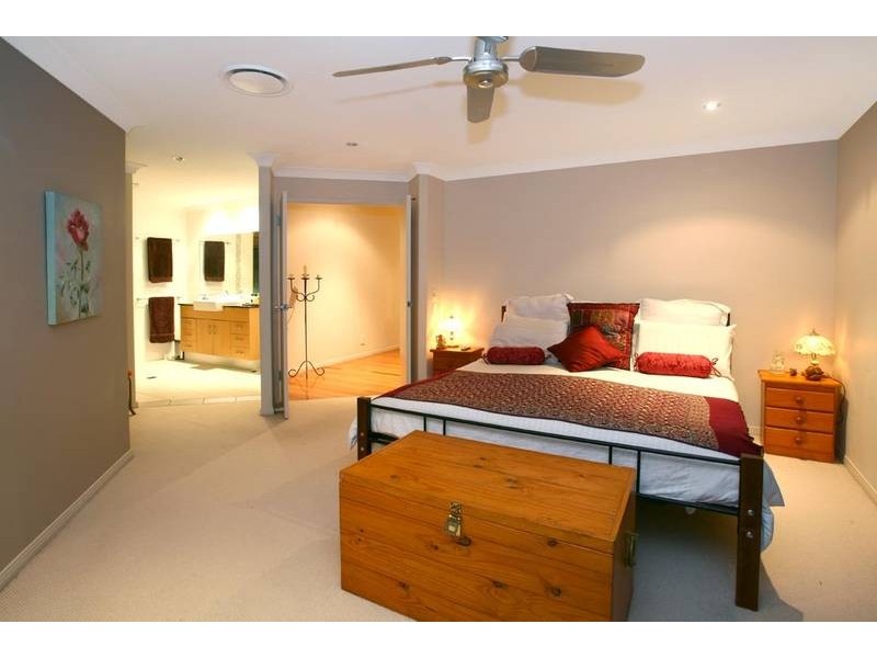 Highland Park QLD 4211
