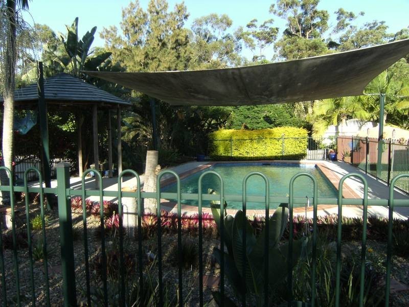 89 Explorers Way, Highland Park QLD 4211
