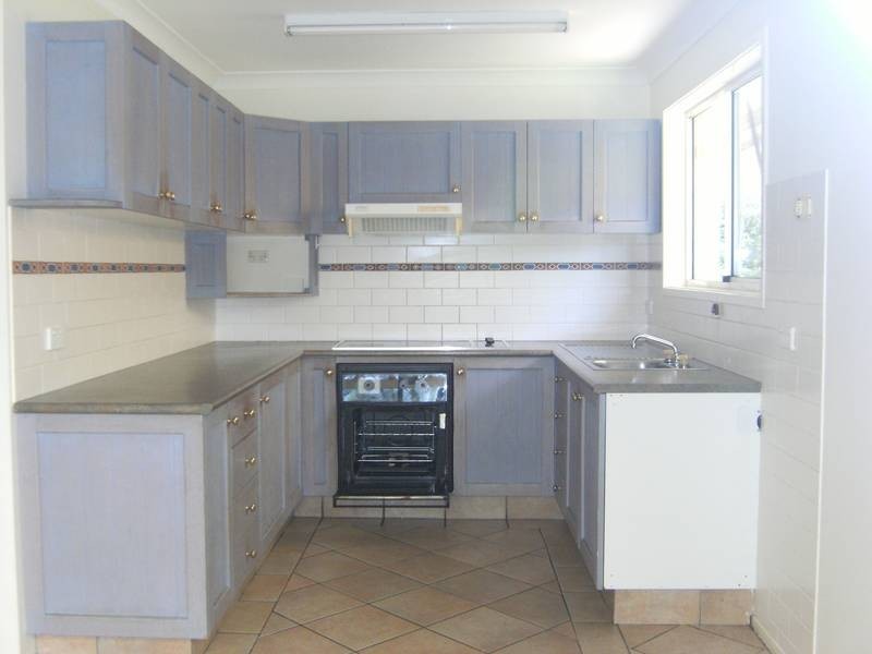 36 Jabiluka Drive, Highland Park QLD 4211