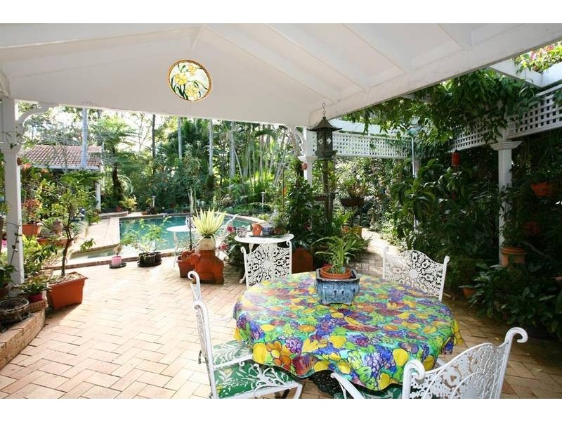 16 Marrantin Court, Carrara QLD 4211