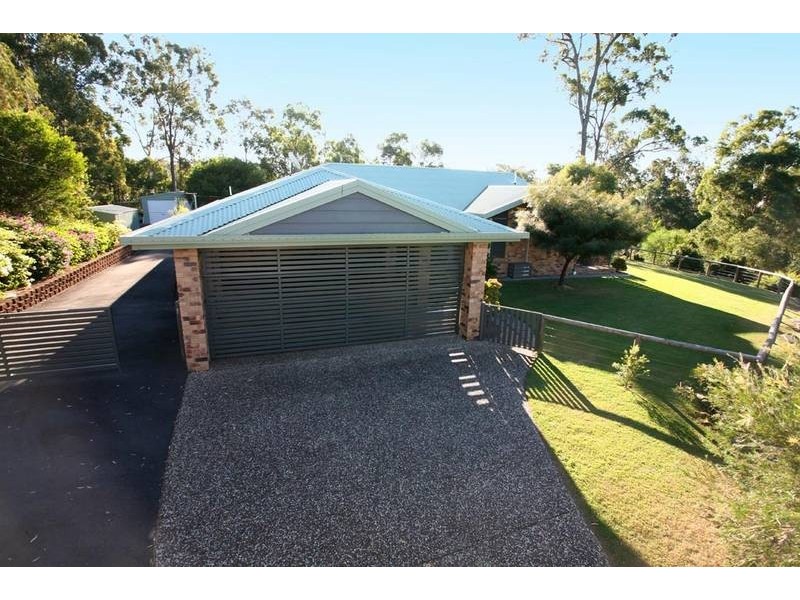 35 Columbine Way, Gaven QLD 4211