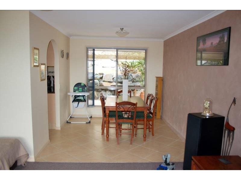 8 Quigan Terrace, Highland Park QLD 4211