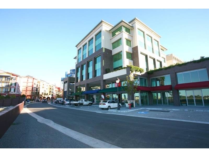 3011 The Boulevard, Carrara QLD 4211