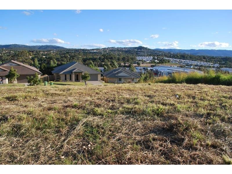4 Tralee Court, Carrara QLD 4211