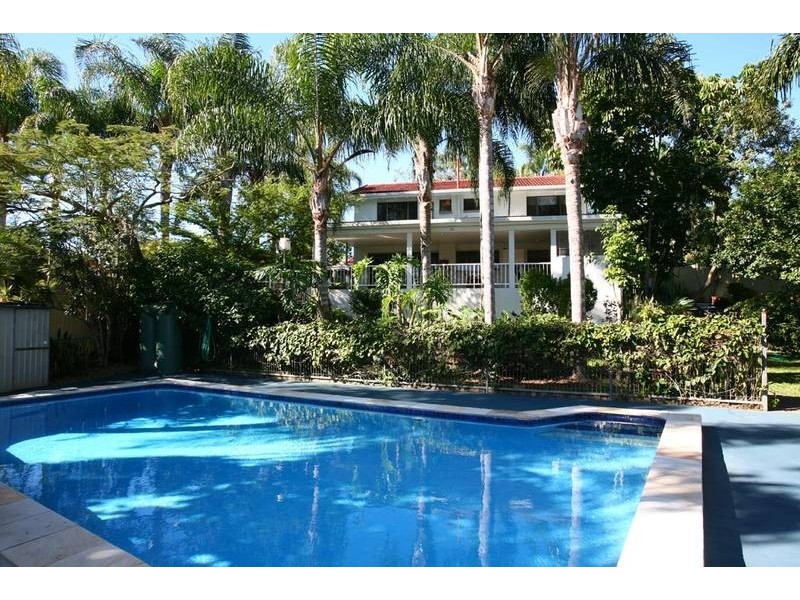 13 Bartlett Avenue, Nerang QLD 4211