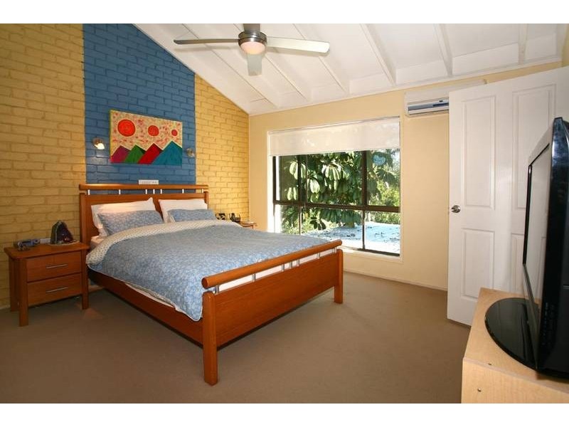 13 Bartlett Avenue, Nerang QLD 4211