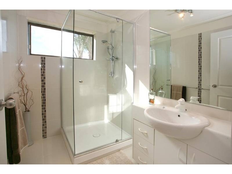 13 Bartlett Avenue, Nerang QLD 4211