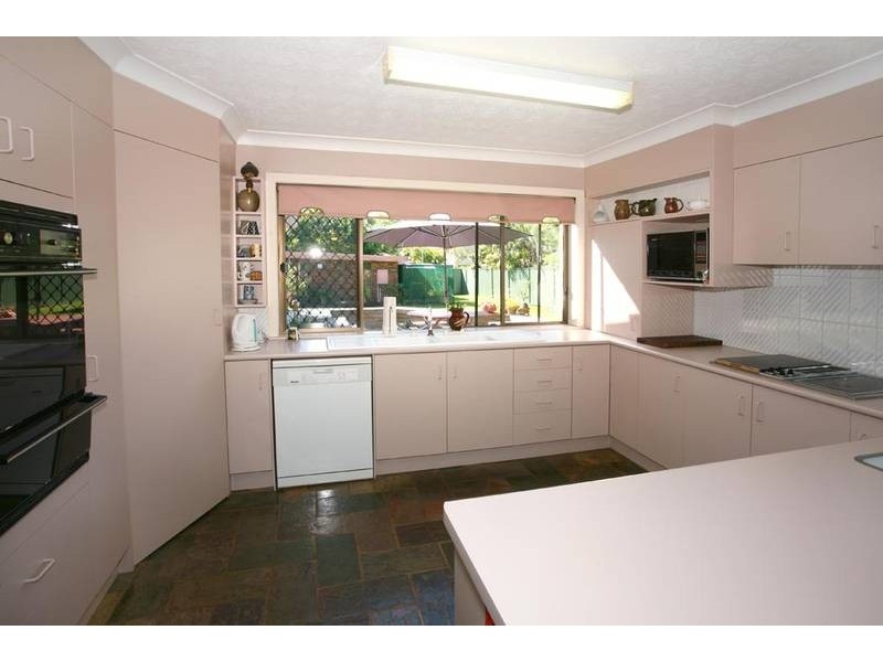 13 Nerang River Drive, Nerang QLD 4211