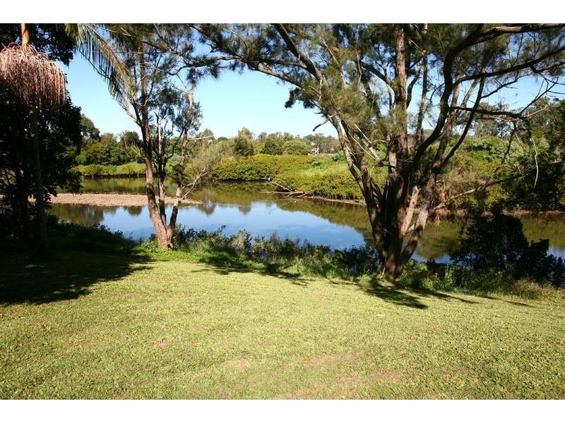 13 Nerang River Drive, Nerang QLD 4211