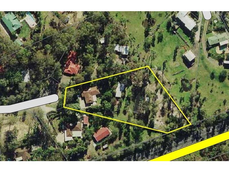 8 Edelweiss Way, Gaven QLD 4211