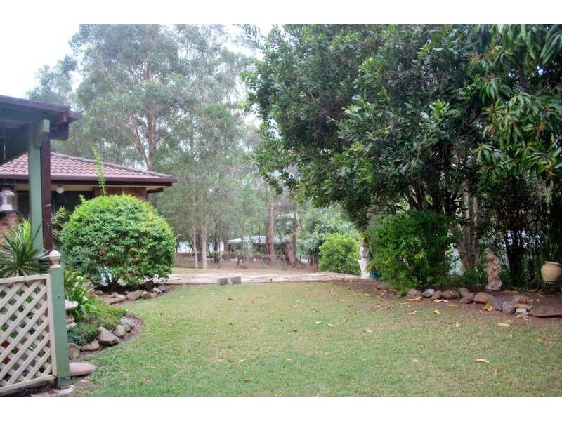 8 Edelweiss Way, Gaven QLD 4211