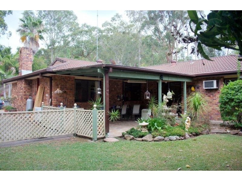 8 Edelweiss Way, Gaven QLD 4211
