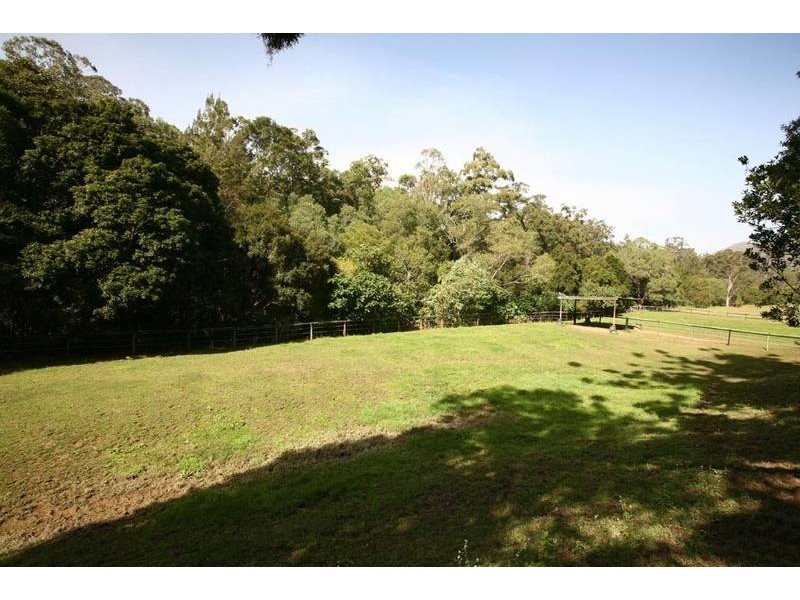 83 Gerara Court, Clagiraba QLD 4211