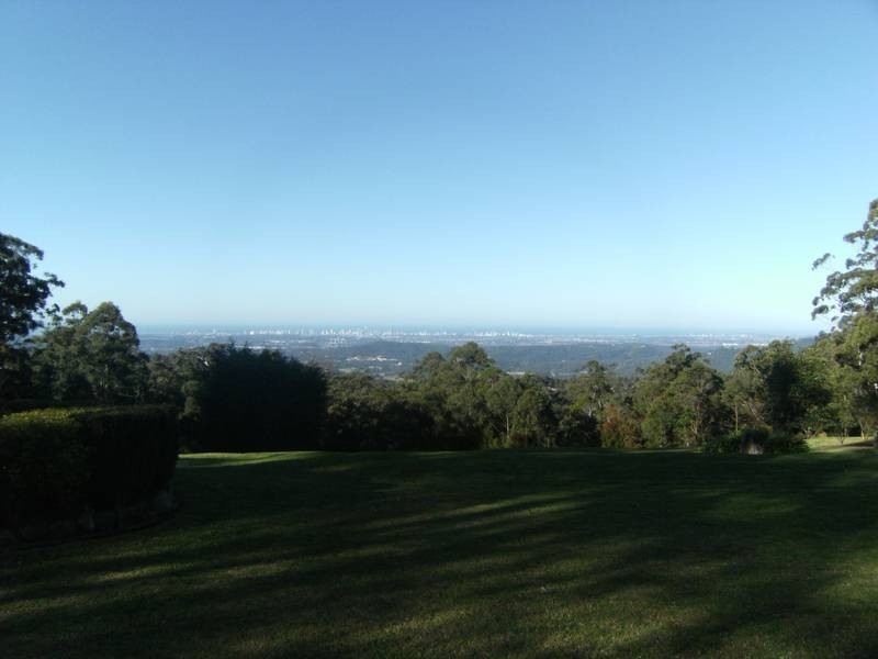 52 Freemans Road, Lower Beechmont QLD 4211