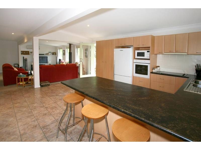 48 Freemans Road, Lower Beechmont QLD 4211