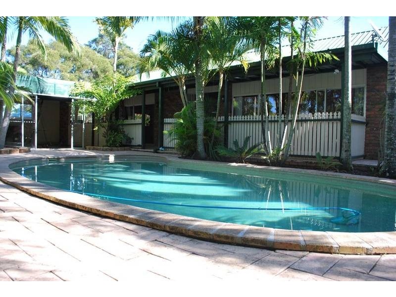 30 Nerang River Drive, Nerang QLD 4211