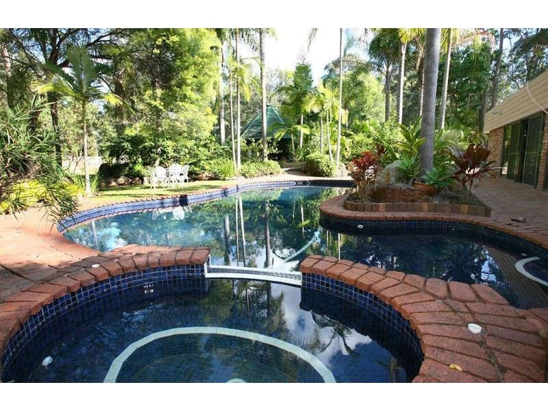 17 Kupara Street, Nerang QLD 4211