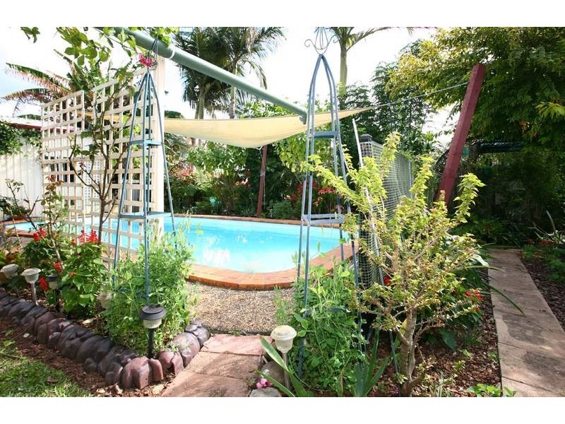 60 Teasdale Drive, Nerang QLD 4211