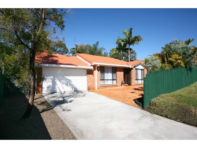 3 Guthrie Parade, Carrara QLD 4211