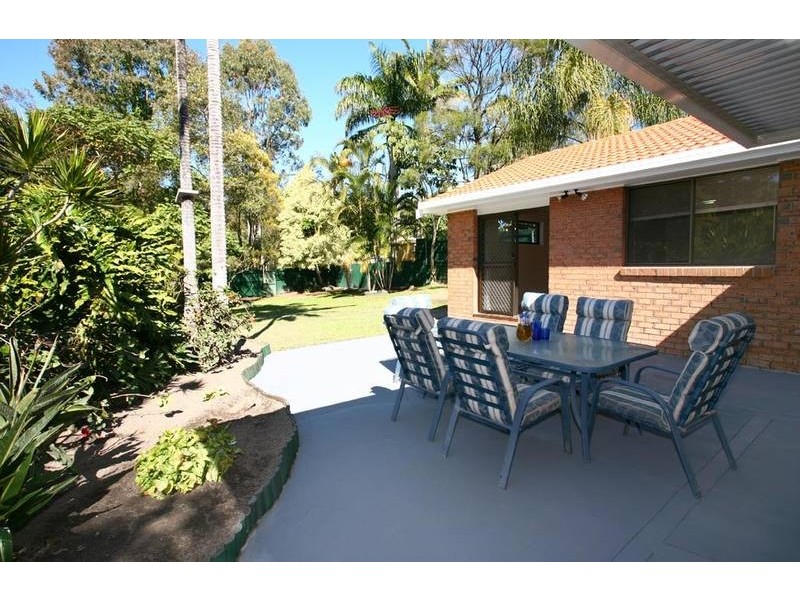 3 Guthrie Parade, Carrara QLD 4211