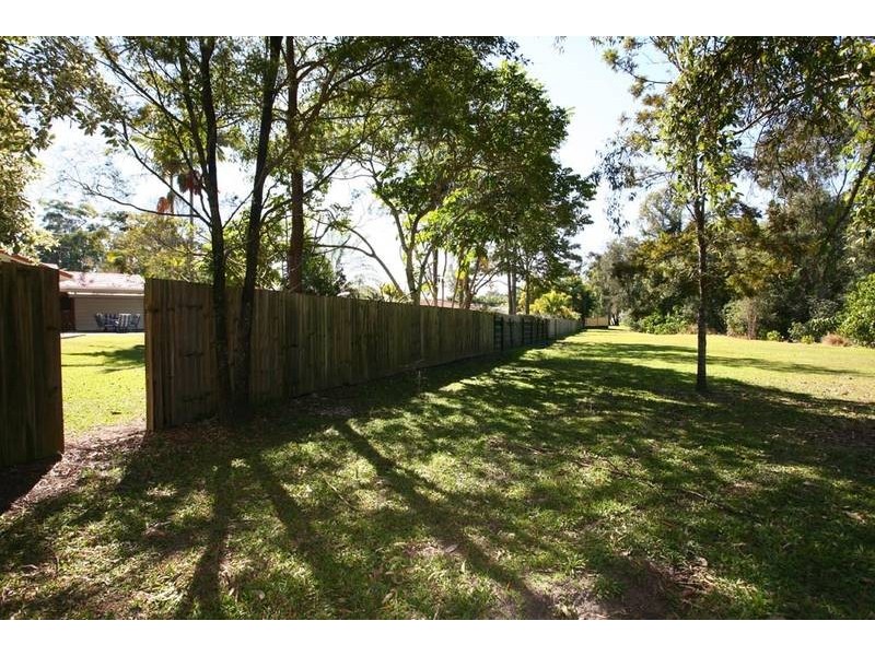 3 Guthrie Parade, Carrara QLD 4211