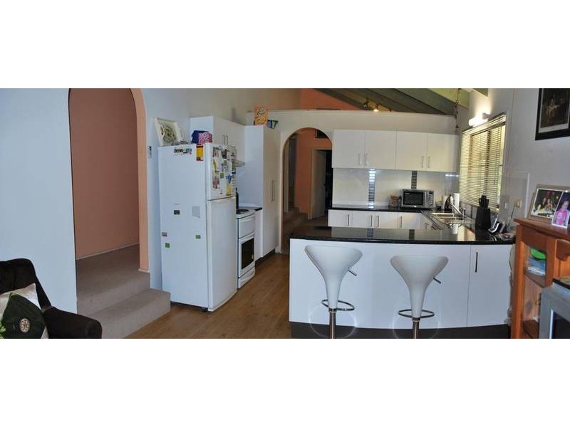 4 Yoolantie Crescent, Nerang QLD 4211