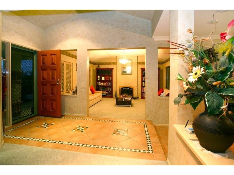 6/12 Handel Avenue, Worongary QLD 4213