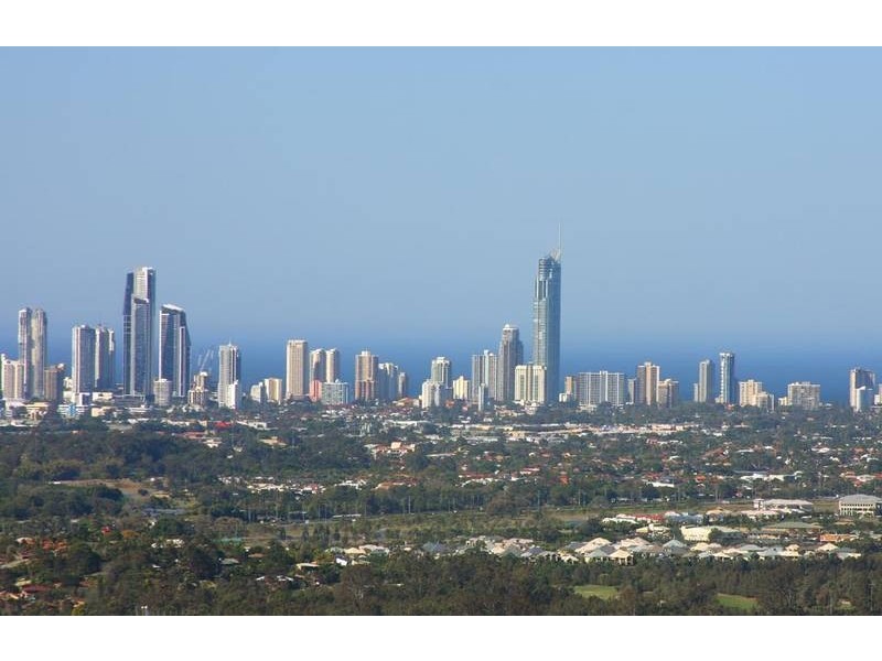 Highland Park QLD 4211