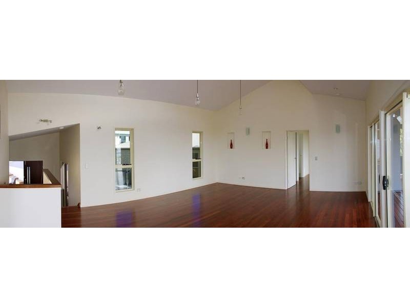 58 Tara Vista Blvd, Highland Park QLD 4211