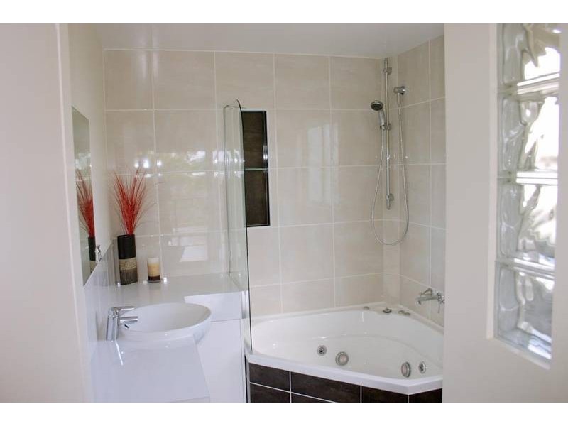 58 Tara Vista Blvd, Highland Park QLD 4211