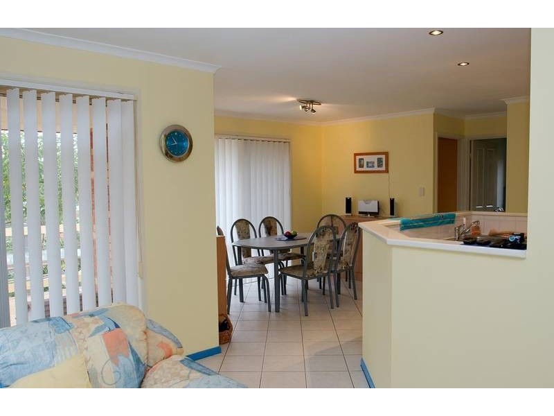 10 Bards Court, Nerang QLD 4211
