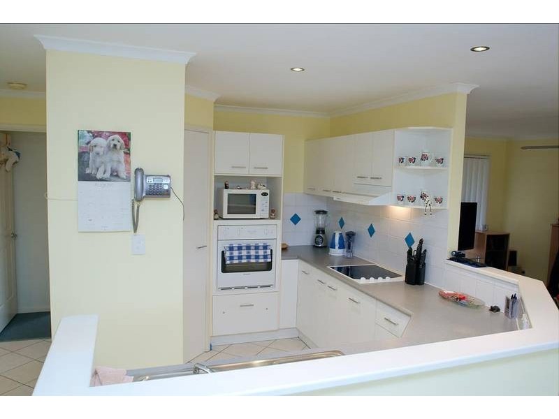 10 Bards Court, Nerang QLD 4211