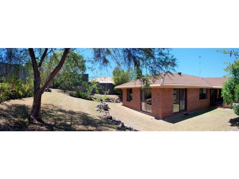 3 Cambridge Court, Carrara QLD 4211