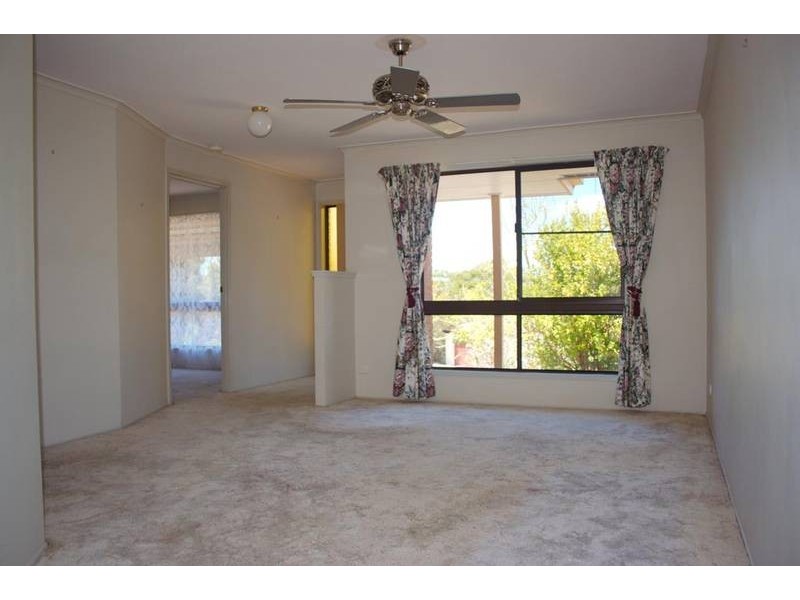 3 Cambridge Court, Carrara QLD 4211
