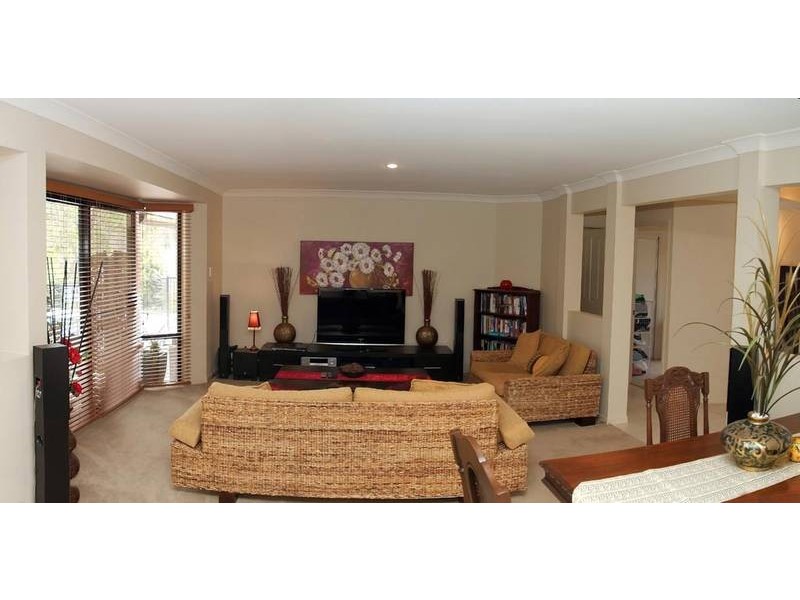 54 Lawnhill Drive, Nerang QLD 4211