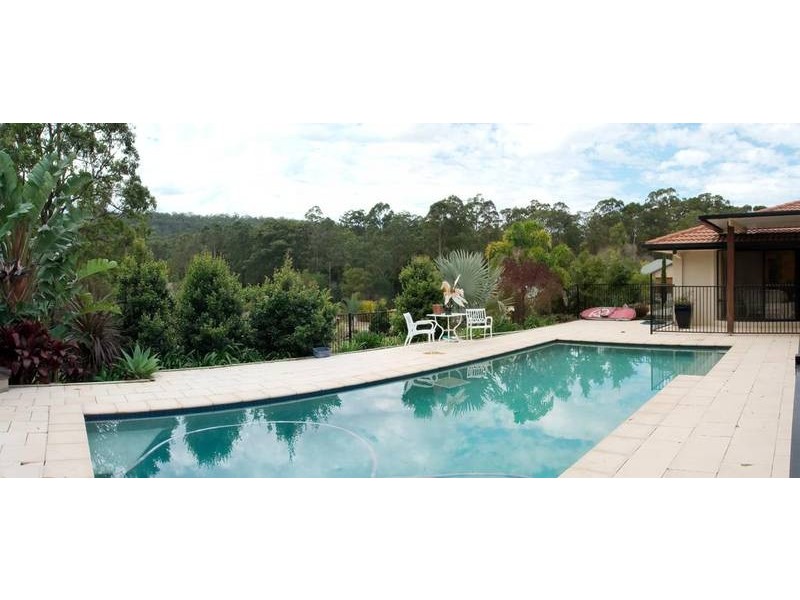 54 Lawnhill Drive, Nerang QLD 4211