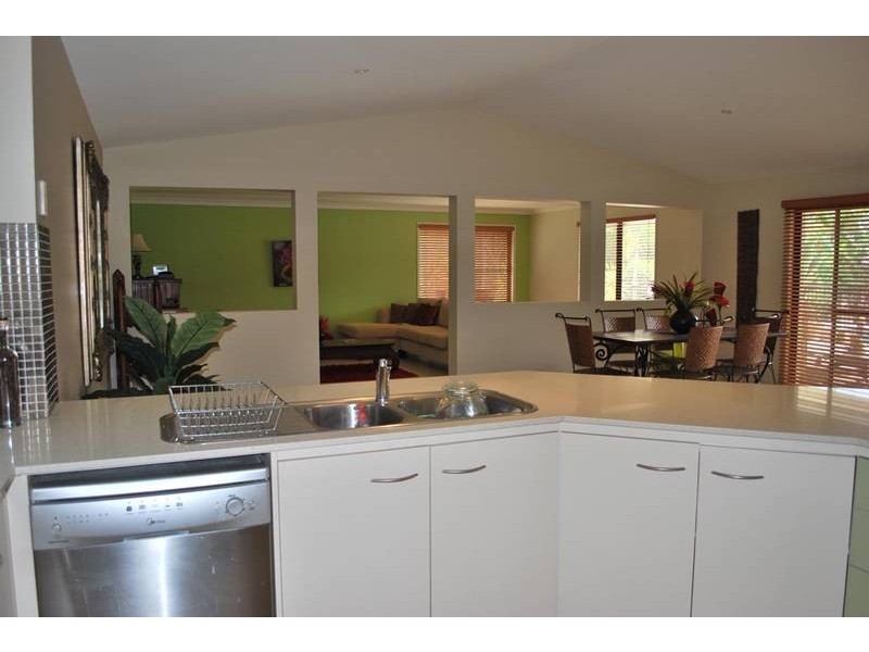 54 Lawnhill Drive, Nerang QLD 4211